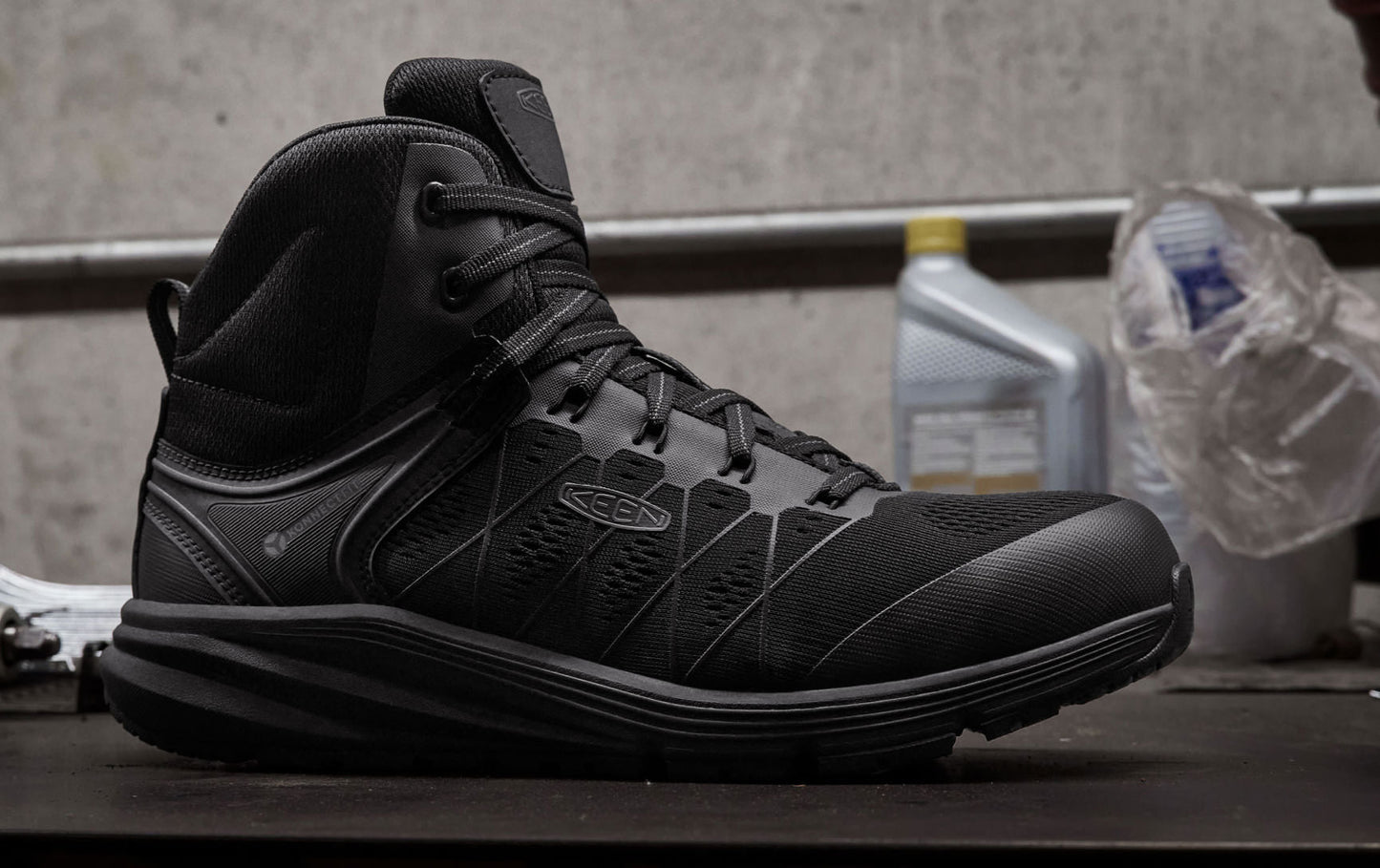 Keen Men's Vista Energy Mid (Carbon Toe) Black/Raven