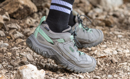 Keen Women's Targhee IV Waterproof Hiking Shoe Abbey Stone/Lily Pad