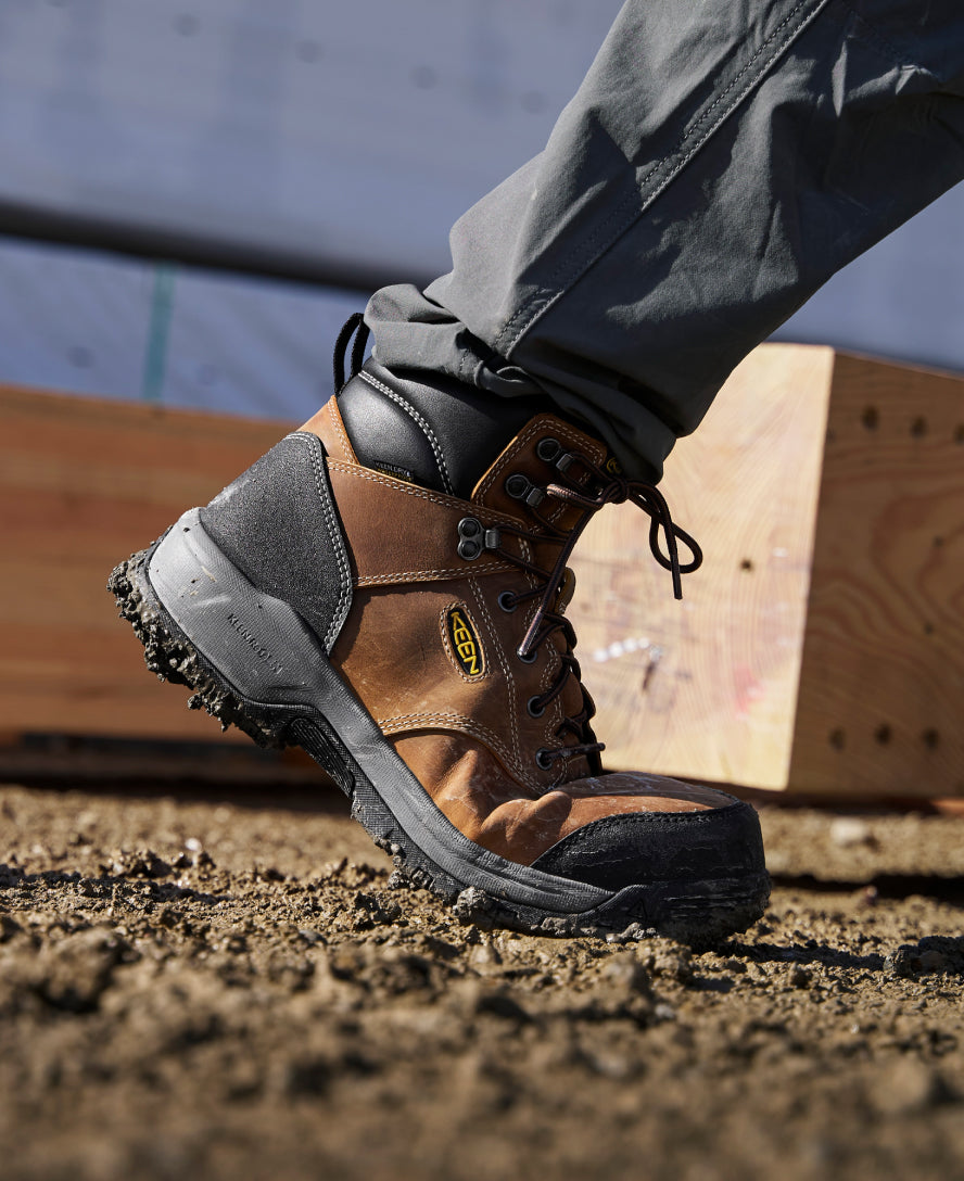 Keen Men's CSA Evanston 6" Waterproof Boot (Carbon Toe) Bison/Black