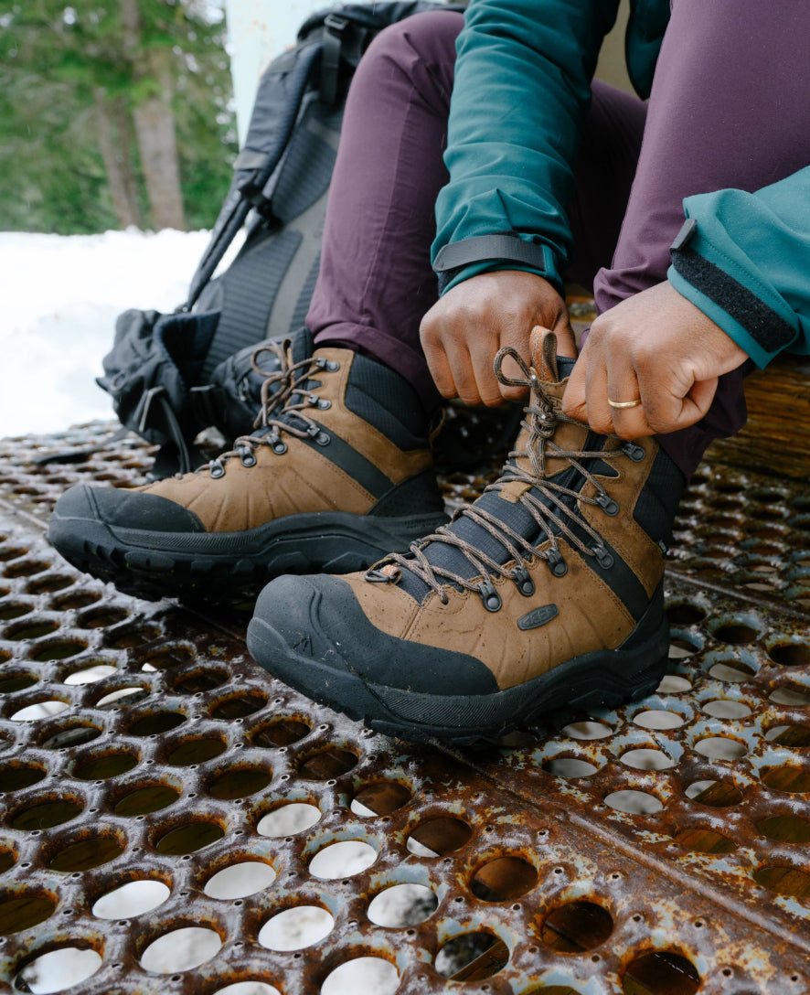 Keen Men's Revel IV Polar Waterproof Boot Bison/Orange Pepper