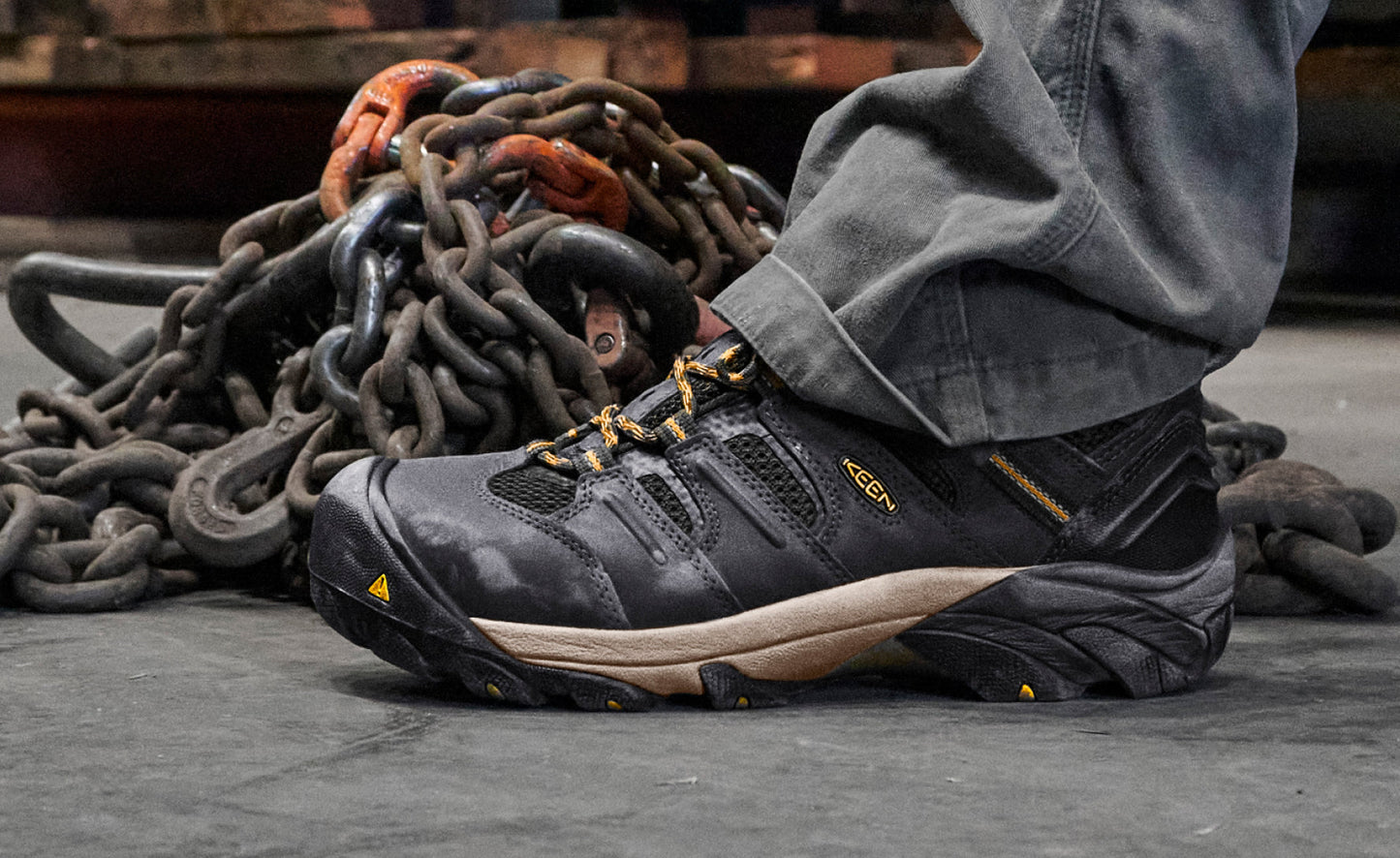 Keen Men's Lansing Mid Waterproof (Steel Toe) Raven/Tawny Olive