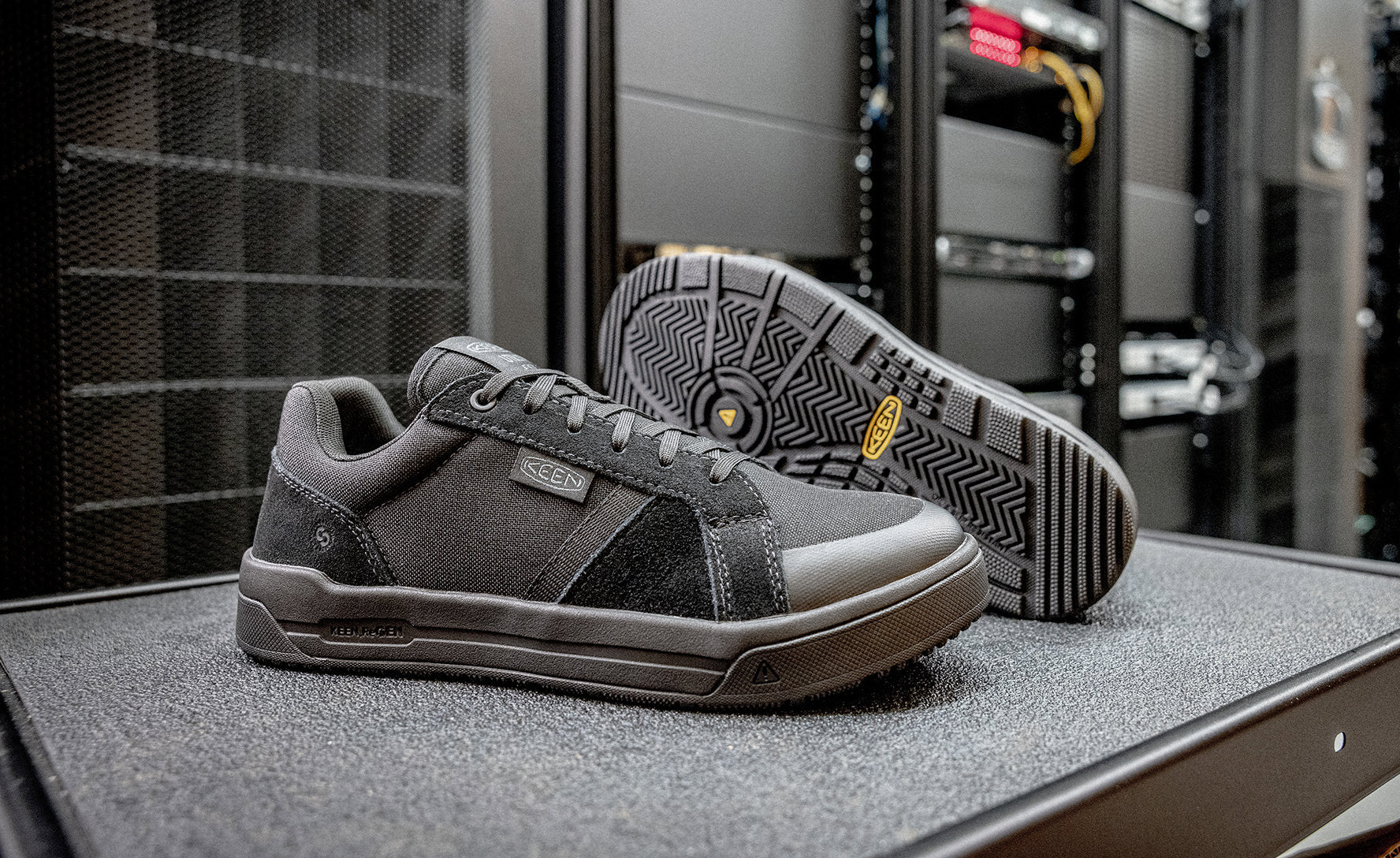 Keen Men's Kenton ESD Work Shoe (Soft Toe) Black/Black