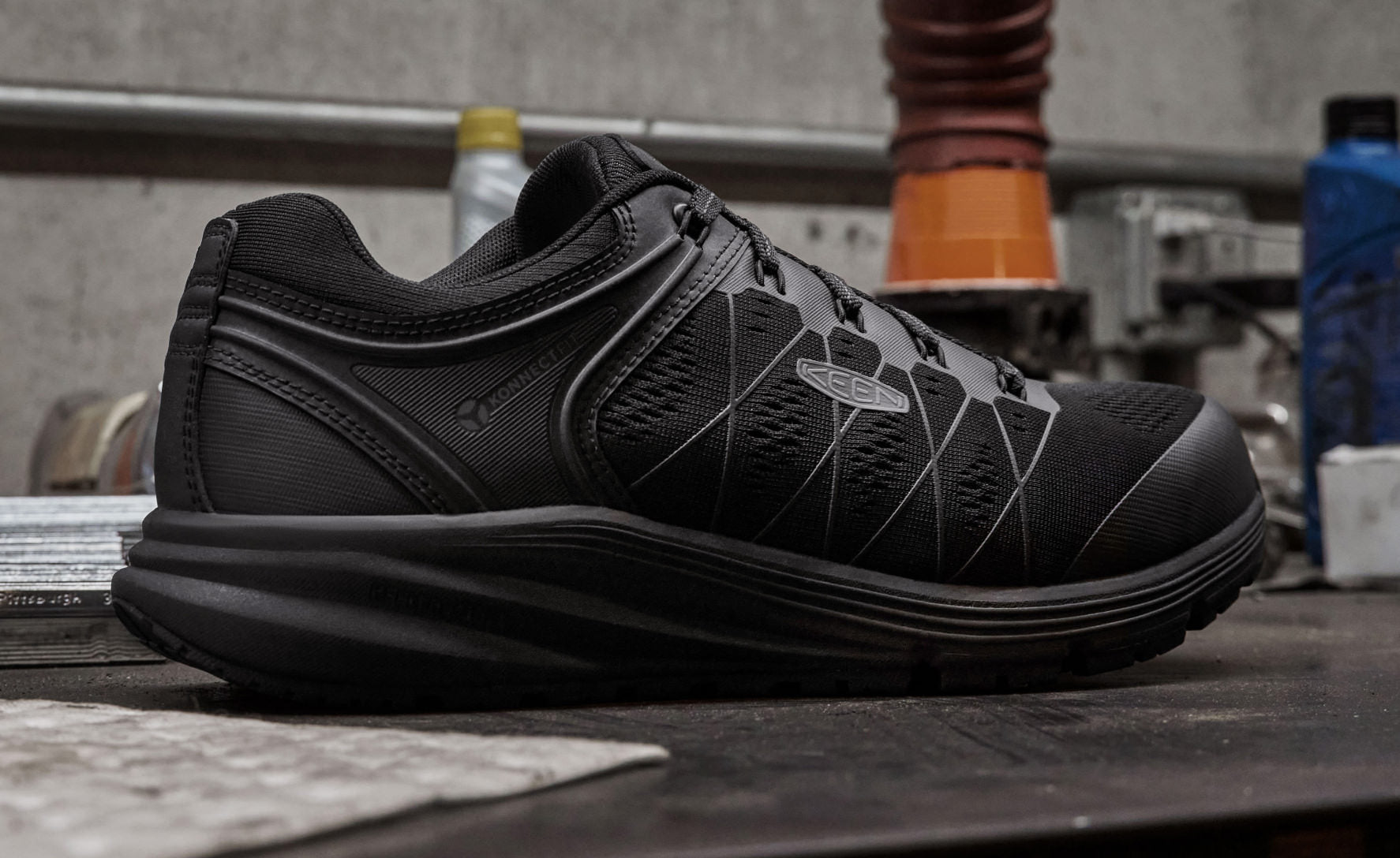 Keen Men's Vista Energy (Carbon Toe) Black/Raven