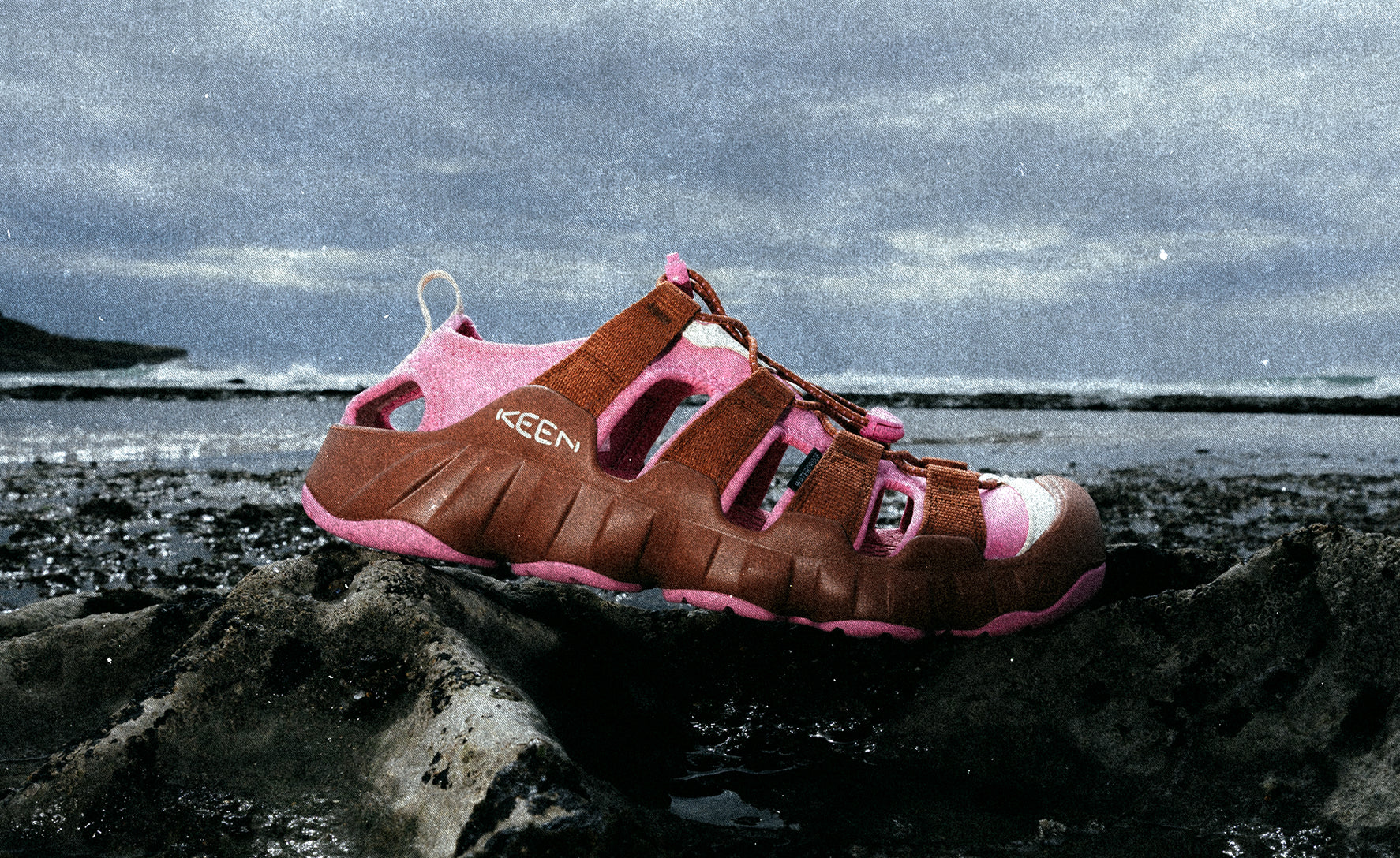 Keen Men's Hyperport H2 Sandal x Hiking Patrol Okenia Pink