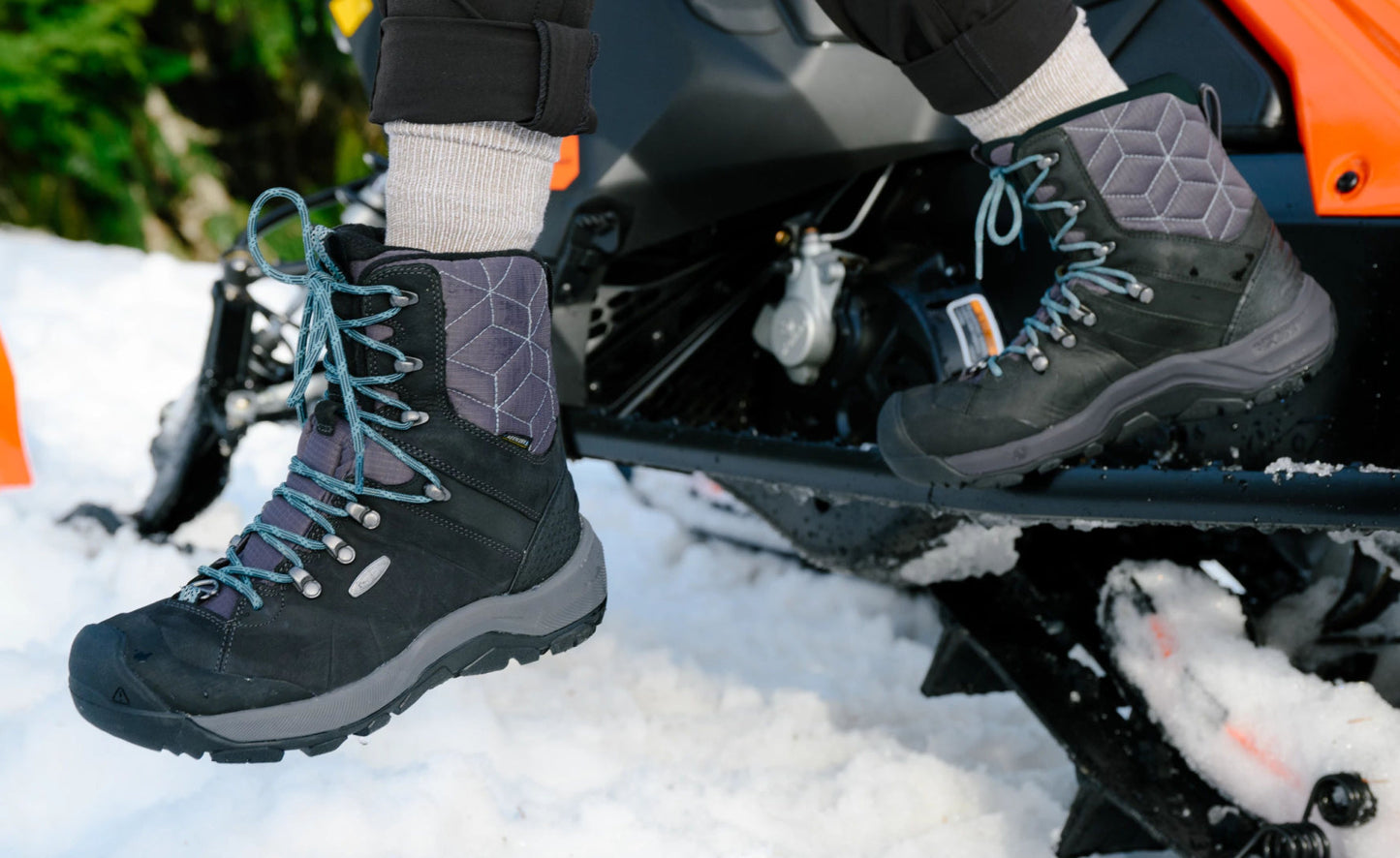 Keen Women's Revel IV High Polar Waterproof Boot Black/North Atlantic
