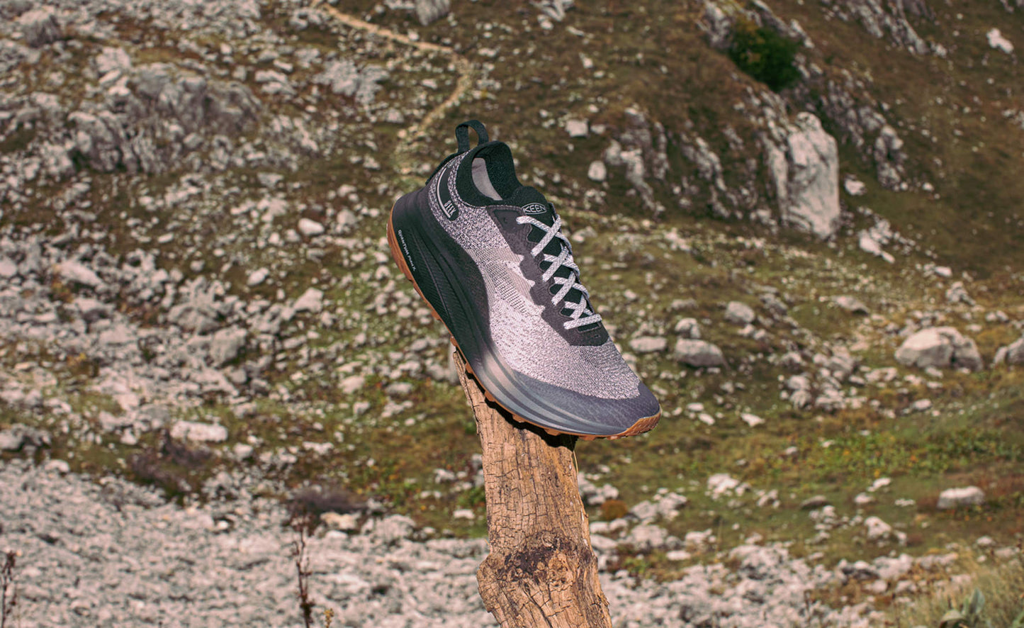 Keen Women's Seek Trail Running Shoe Black/Magnet