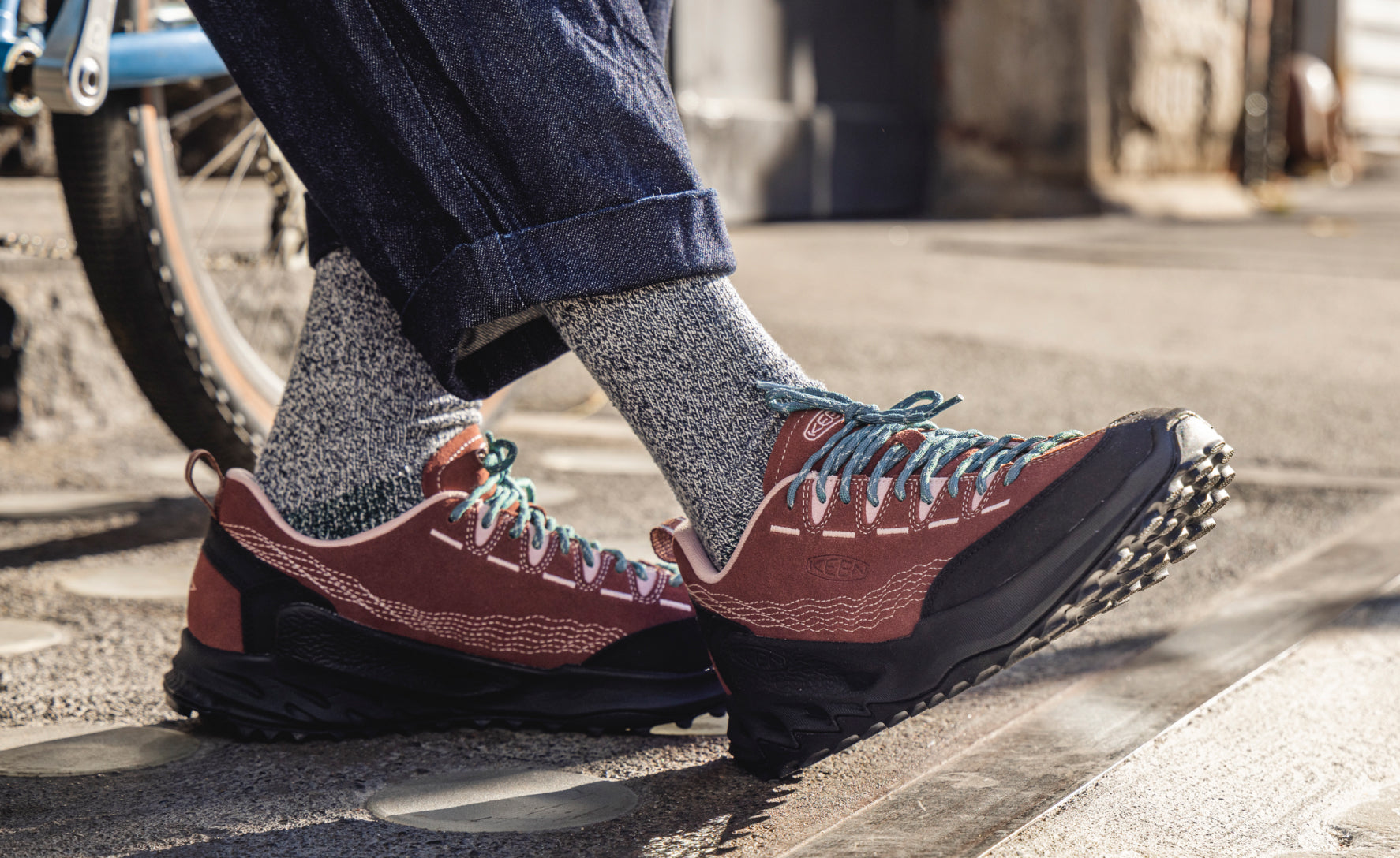 Keen Women's Jasper Zionic Sneaker x Pilgrim Surf + Supply Marron/Adobe Rose