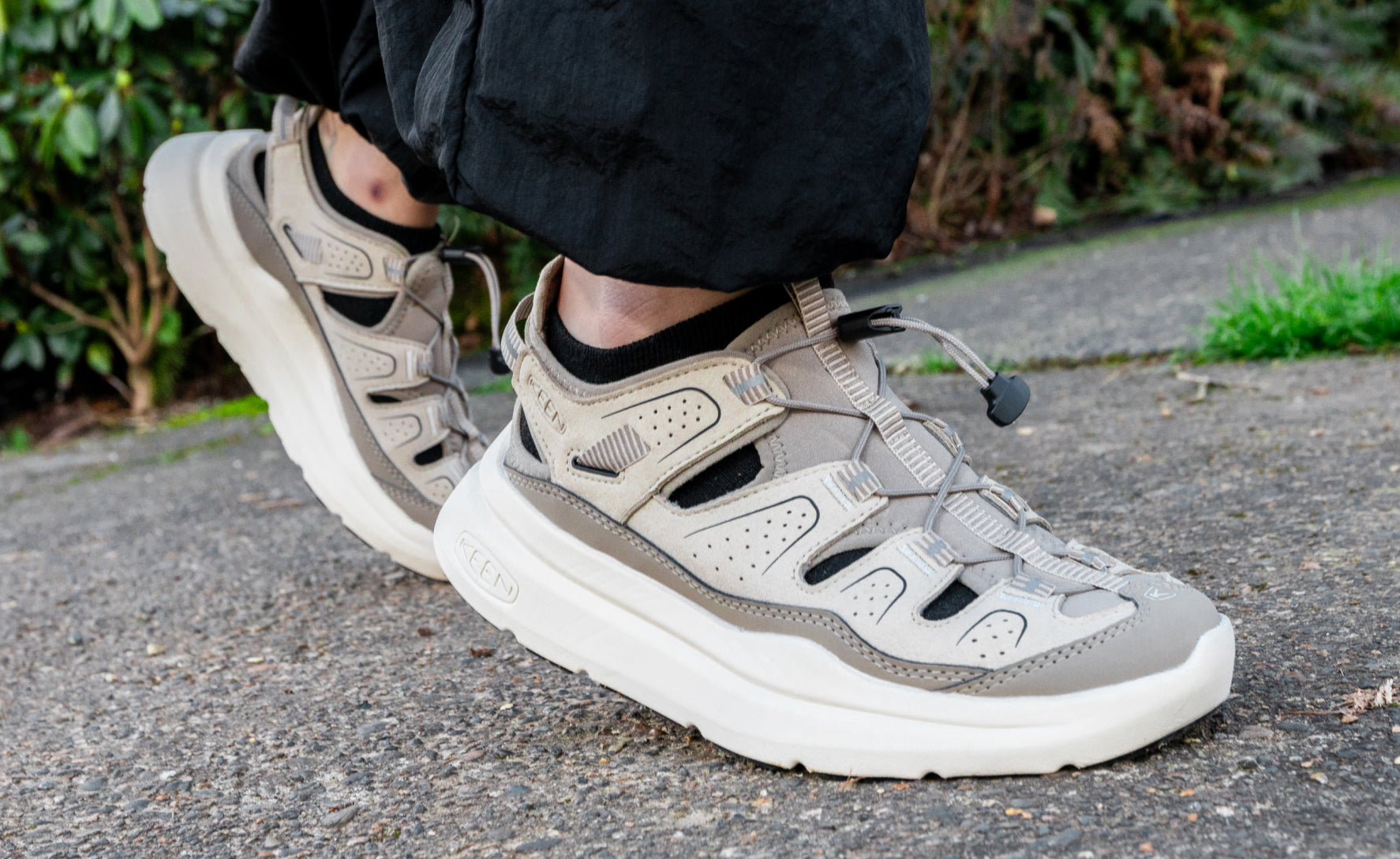 Keen Women's WK450 Walking Sandal Plaza Taupe/Black