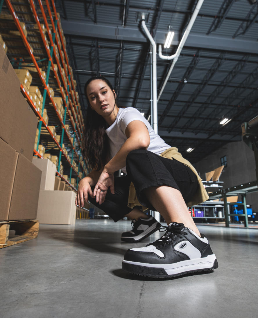 Keen Women's Overton Work Shoe (Carbon Toe) Star White/Black