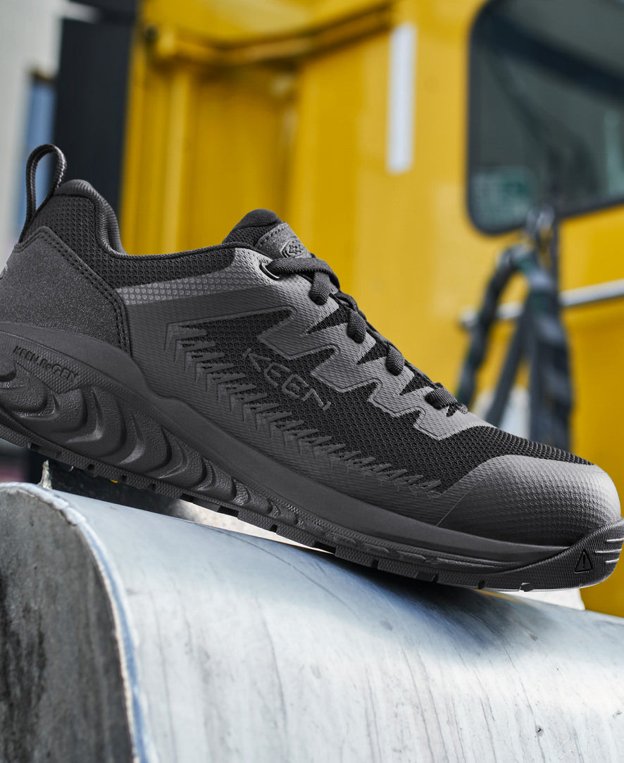 Keen Women's Arvada ESD Work Sneaker (Carbon Toe) Black/Black