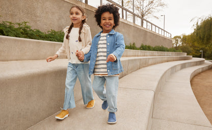 Keen Big Kids' KNX Leather Sneaker Coronet Blue/Vapor