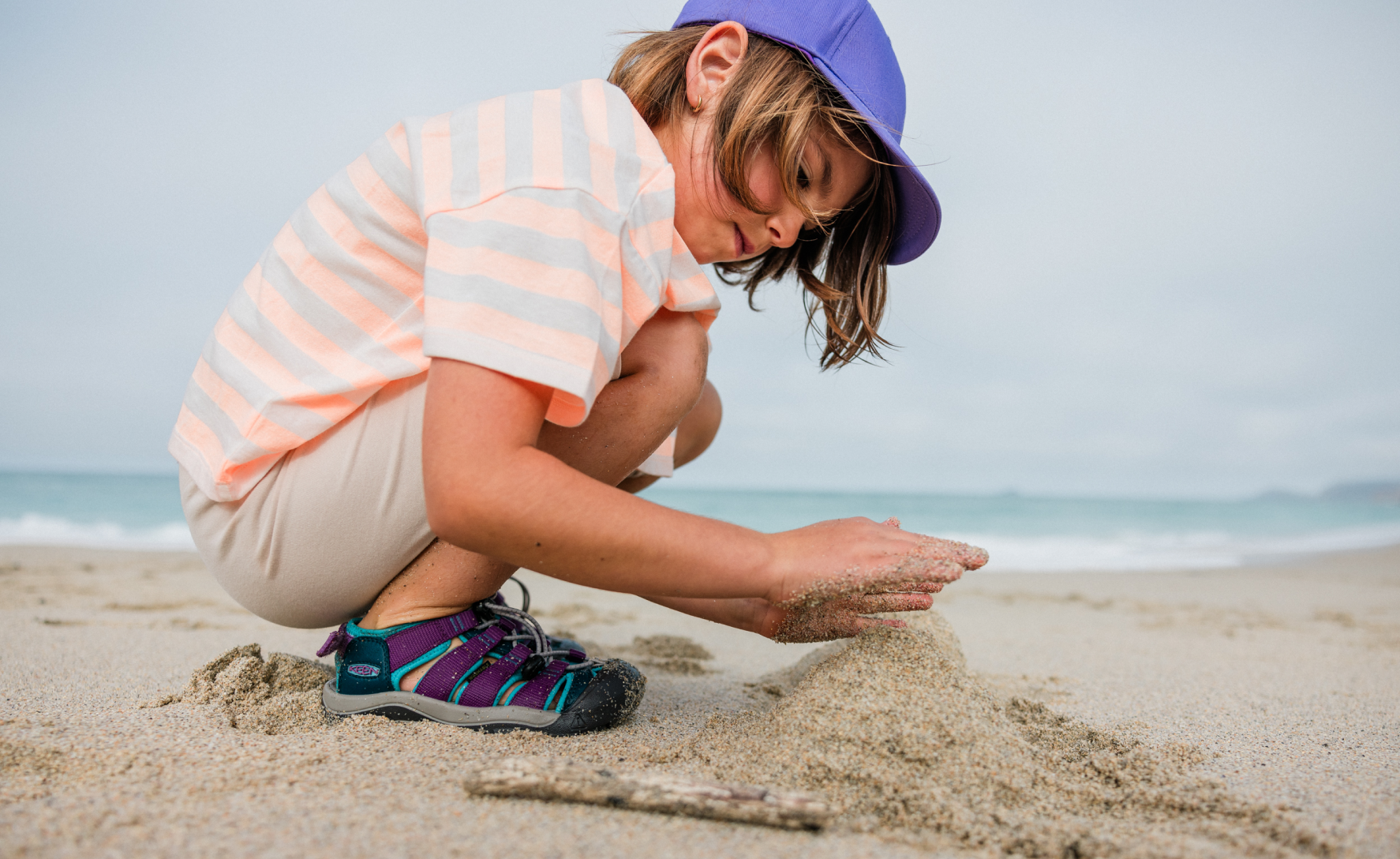 Keen Big Kids' Newport Boundless Sandal Black/Precious Blue